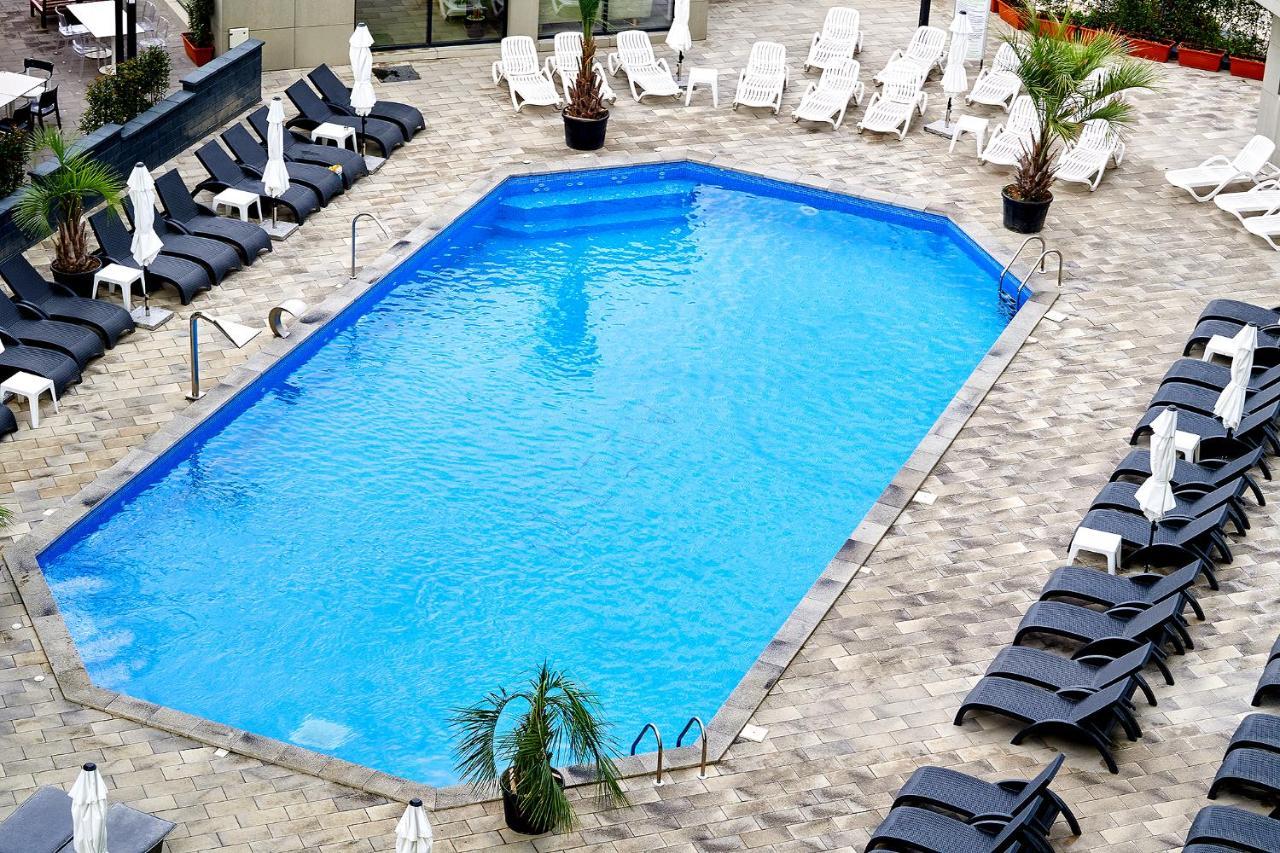 Moonstar Apartment - Spa N Pools Beach Resort Мамая Экстерьер фото